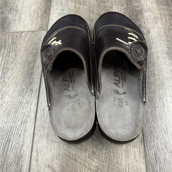 Birkenstock Alpro‎ Black Clogs - Picture 7 of 14